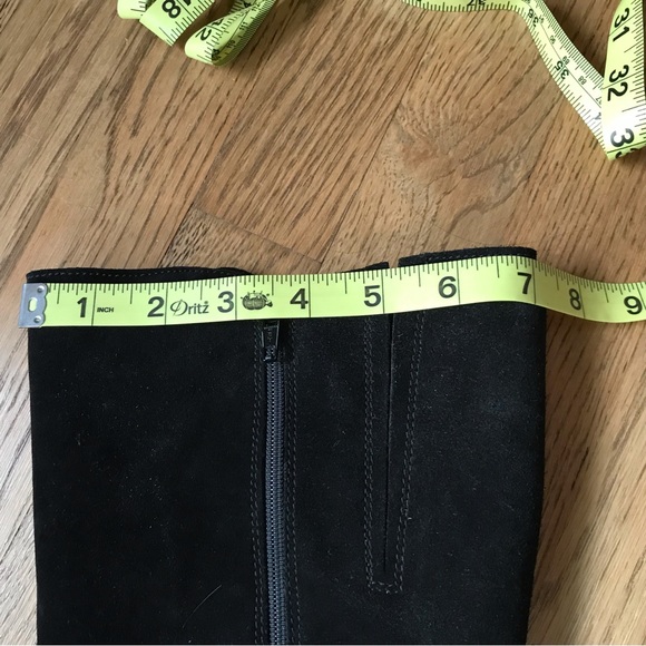 Black suede zip up boots in EUC - Picture 10 of 11